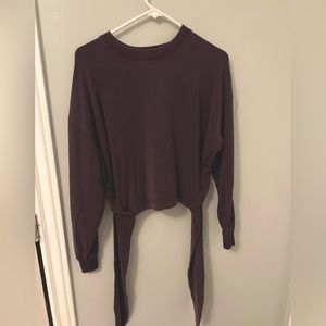 Super cute purple Athleta long sleeve tie in the bag shirt!